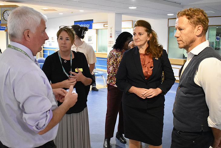 Lord Markham visits Eastbourne DGH